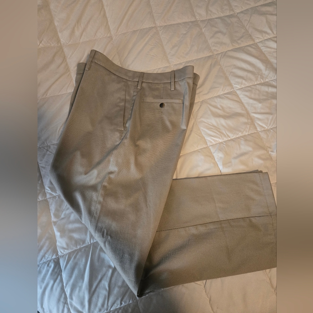 Haggar Men’s Dress Pants – Tan, 40W × 32L
